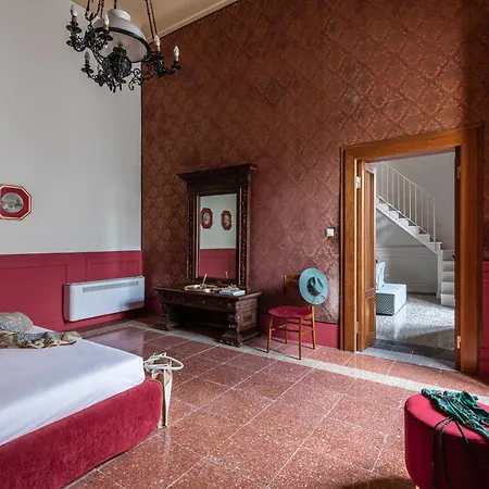 Palazzo Savino Southern Italian Lifestyle - Epoca Collection