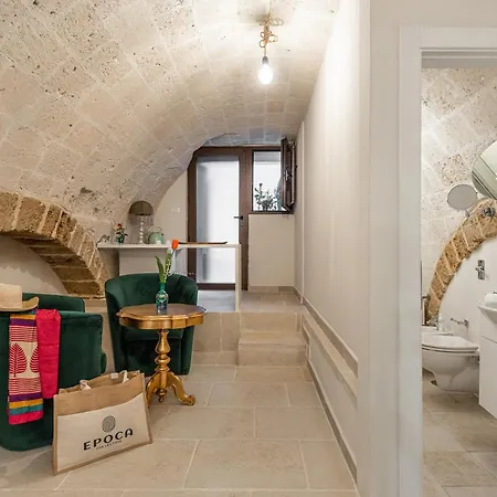 Palazzo Savino Southern Italian Lifestyle - Epoca Collection Mesagne