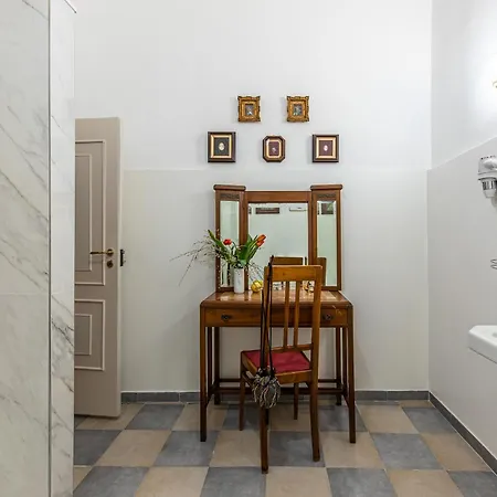 Bed & Breakfast Palazzo Savino Southern Italian Lifestyle - Epoca Collection Mesagne